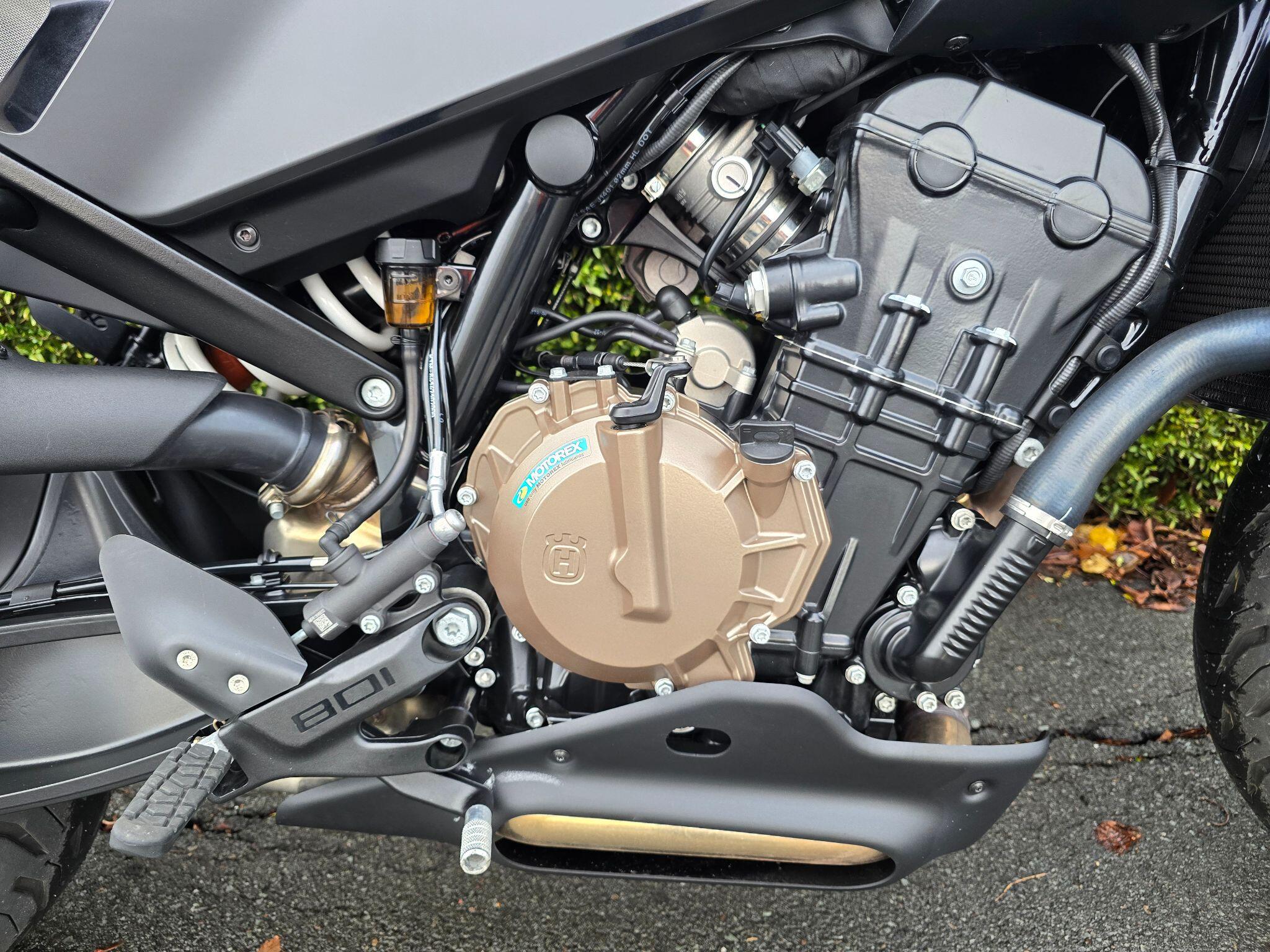 2025 25 Reg Husqvarna 801 520 X-Ring Euro 5